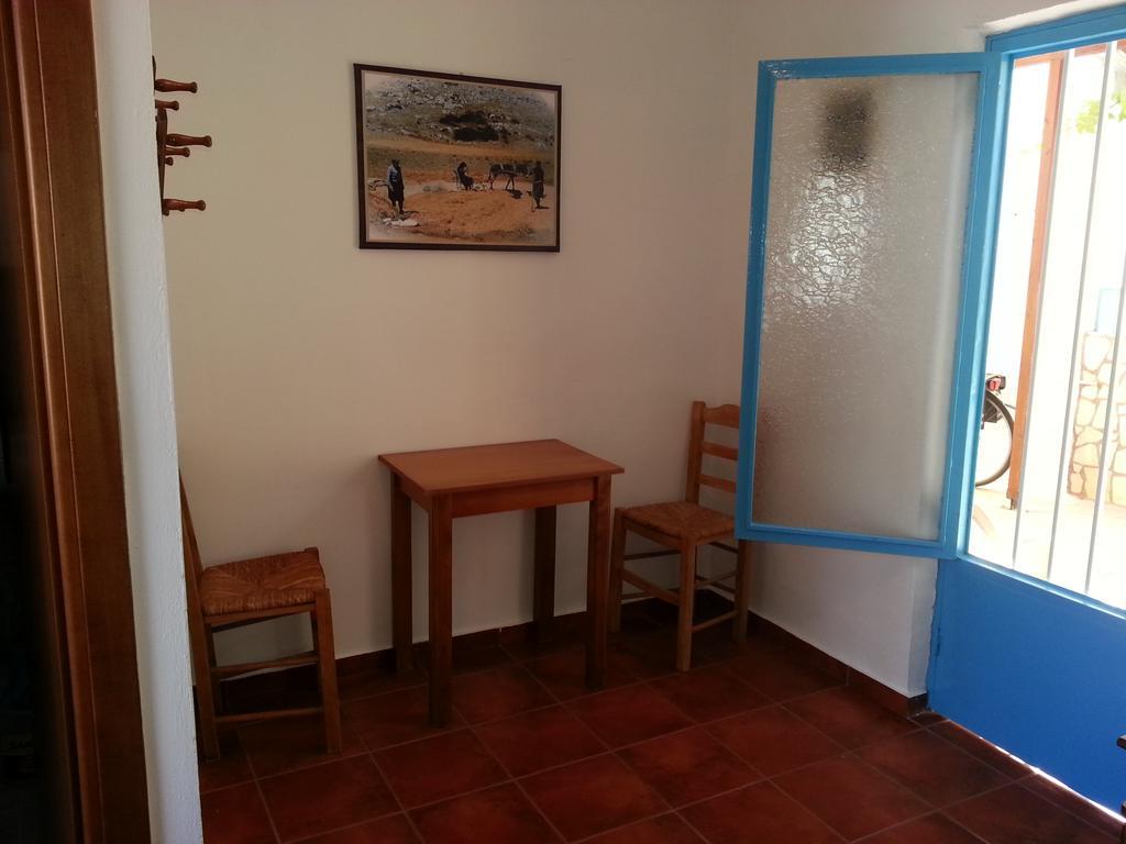 Vintage House-Vori-Rent Rooms المظهر الخارجي الصورة
