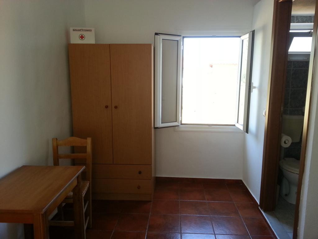 Vintage House-Vori-Rent Rooms المظهر الخارجي الصورة