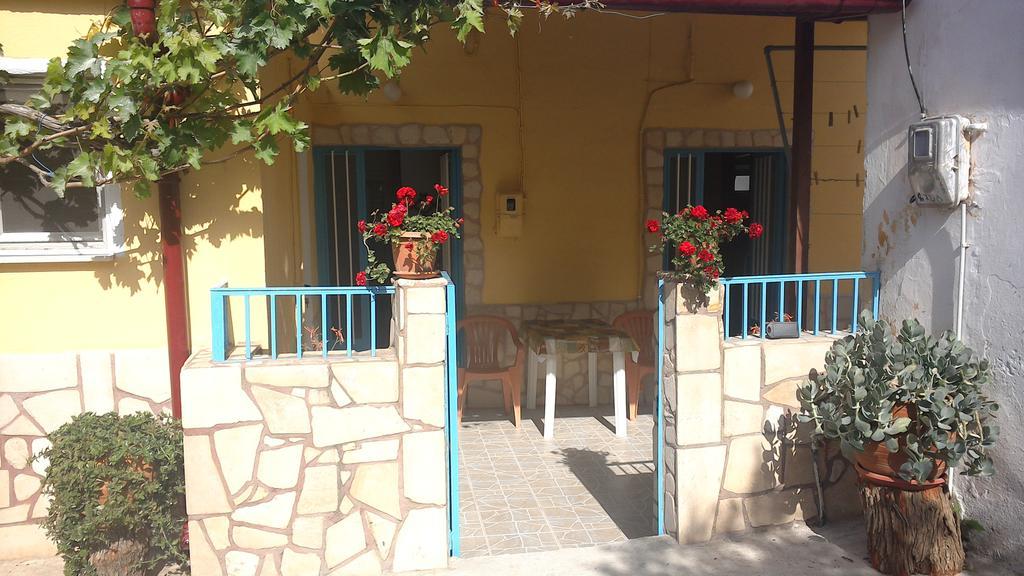 Vintage House-Vori-Rent Rooms المظهر الخارجي الصورة